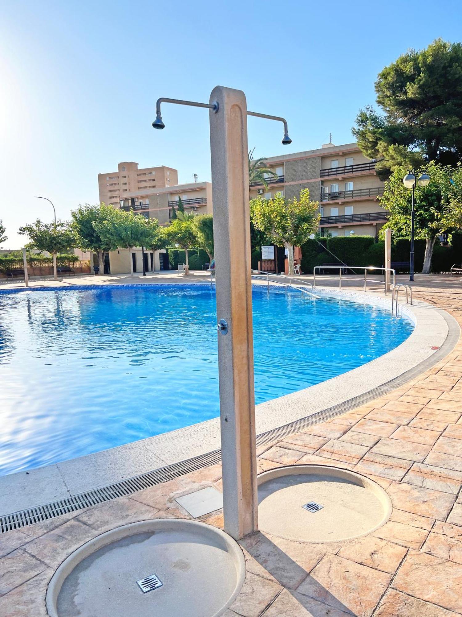Coqueto Con Piscina, Nuevo A 50M Del Mar, Parking Gratis Apartment El Campello Bagian luar foto