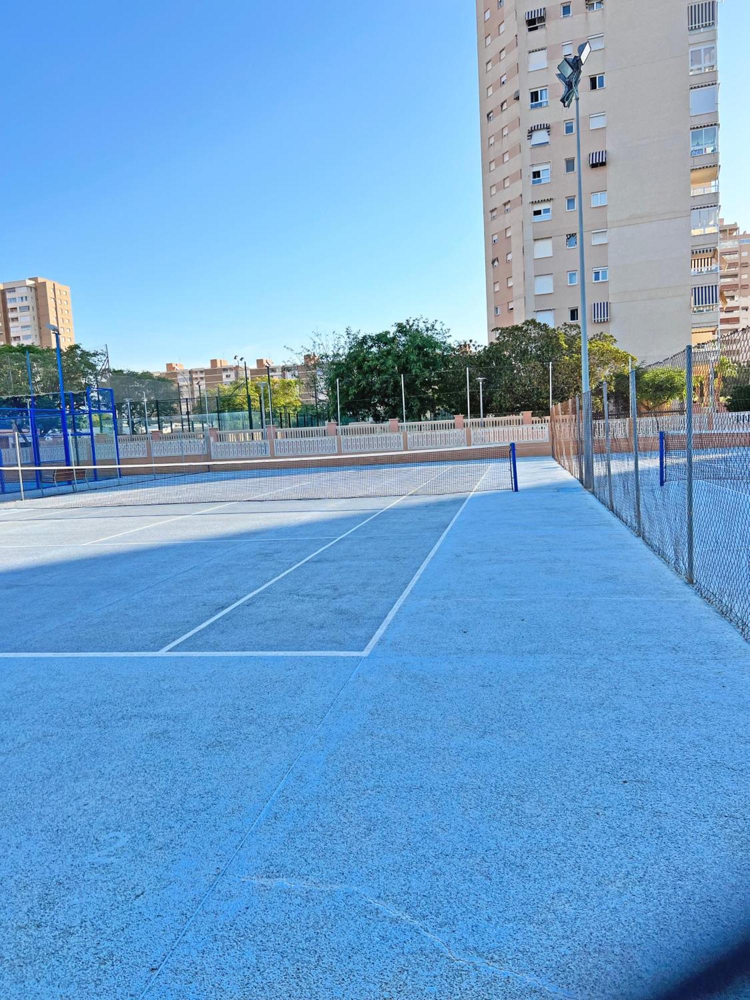 Coqueto Con Piscina, Nuevo A 50M Del Mar, Parking Gratis Apartment El Campello Bagian luar foto