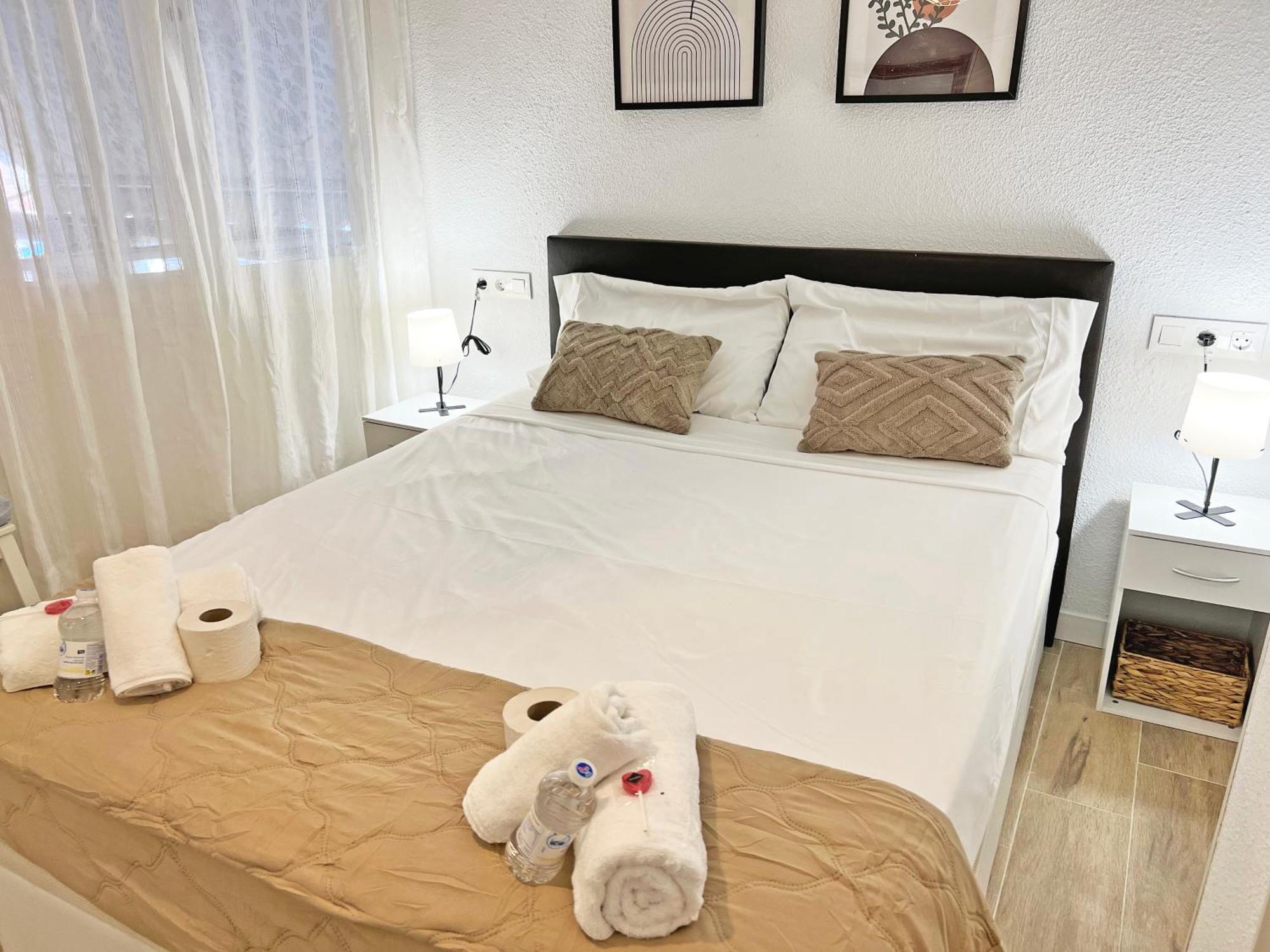 Coqueto Con Piscina, Nuevo A 50M Del Mar, Parking Gratis Apartment El Campello Bagian luar foto