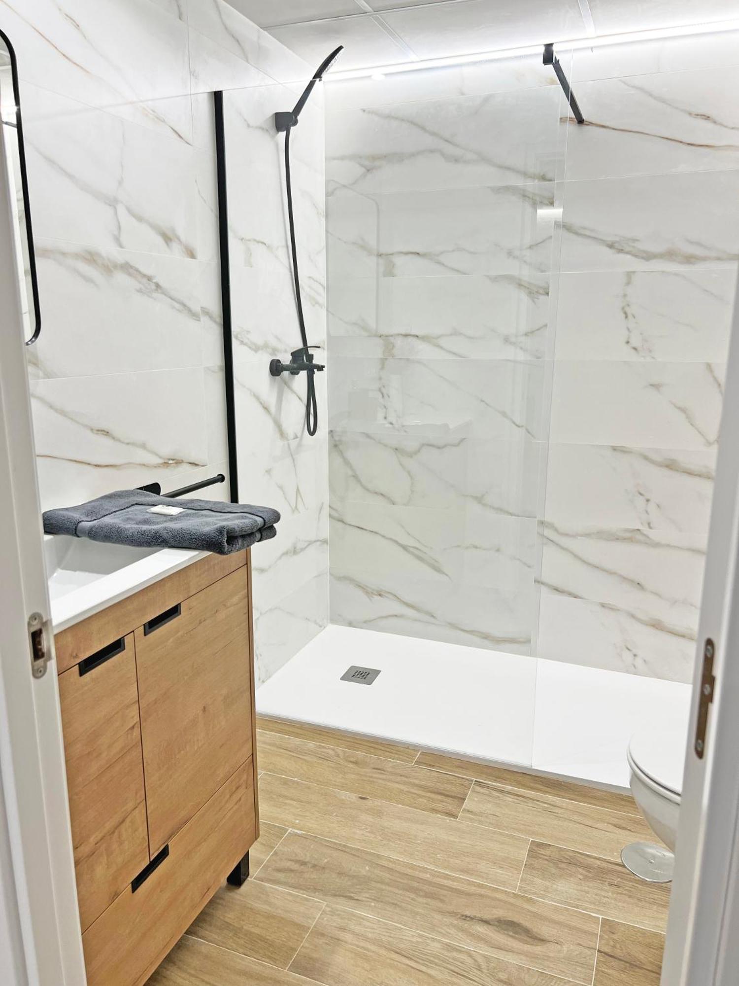 Coqueto Con Piscina, Nuevo A 50M Del Mar, Parking Gratis Apartment El Campello Bagian luar foto